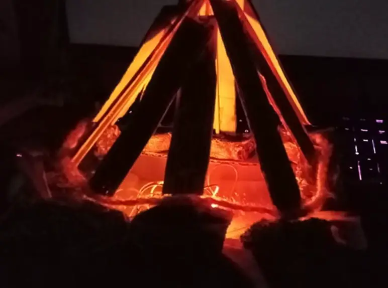 DIY Flameless Campfire Using LEDs