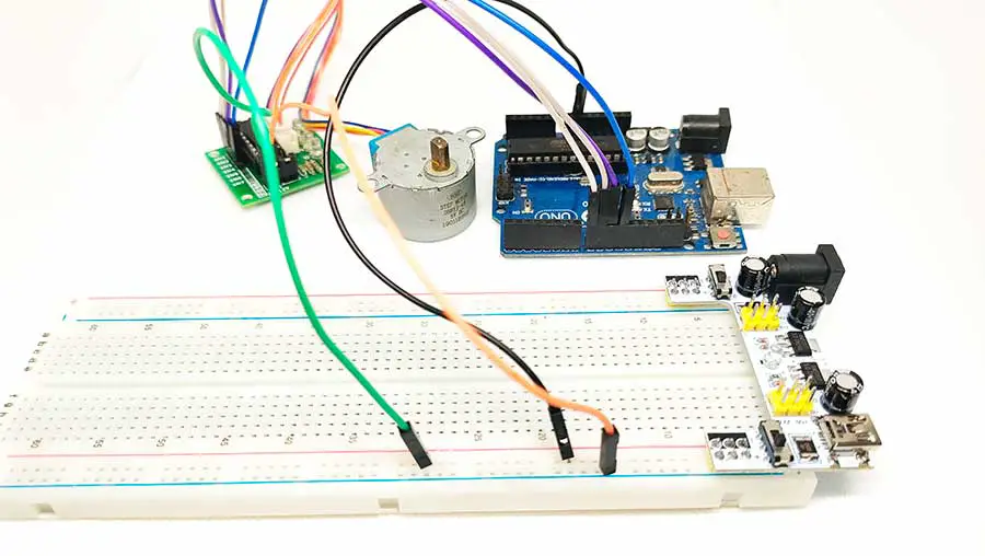 Complete stepper motor circuit